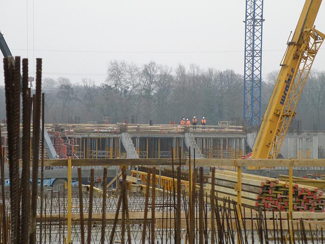 Budowa wrocławskiego stadionu (połowa grudnia 2009 roku)