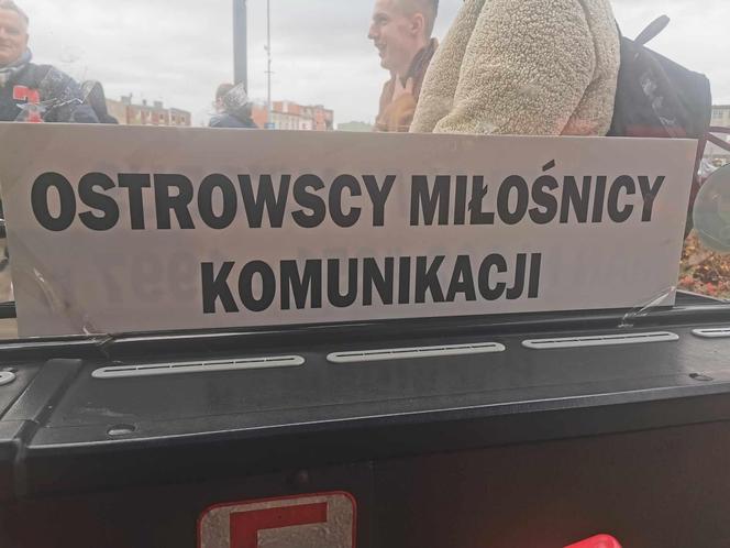 Zabytkowy autobus dla stowarzyszenia