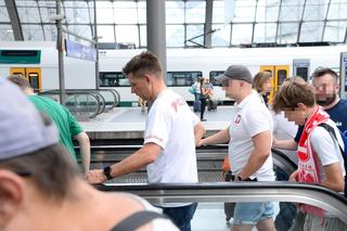 Ryszard Petru z ukochaną przyjechali na mecz Polaków