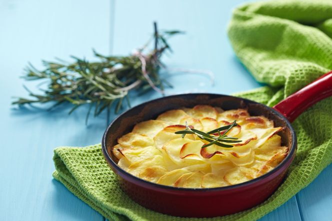 Zapiekanka serowo-ziemniaczana z porami