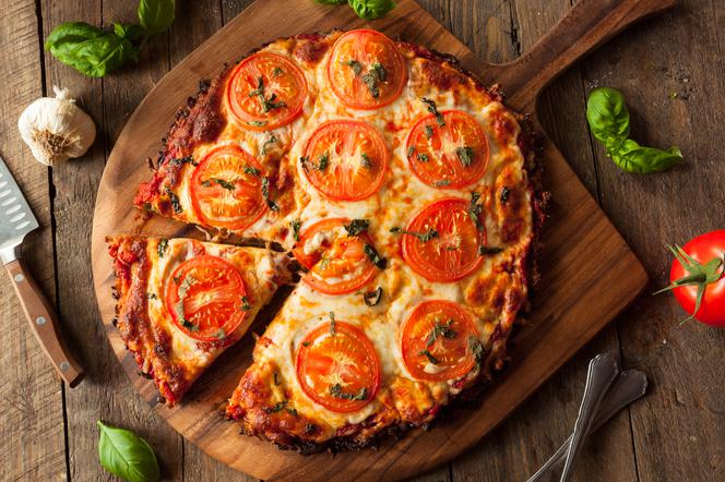 Pizza z kalafiora: przepis na niskokaloryczne danie