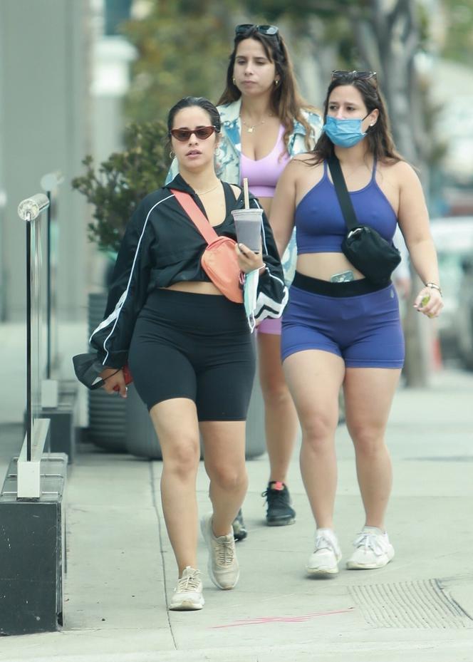 Camila Cabello spala kalorie z koleżankami