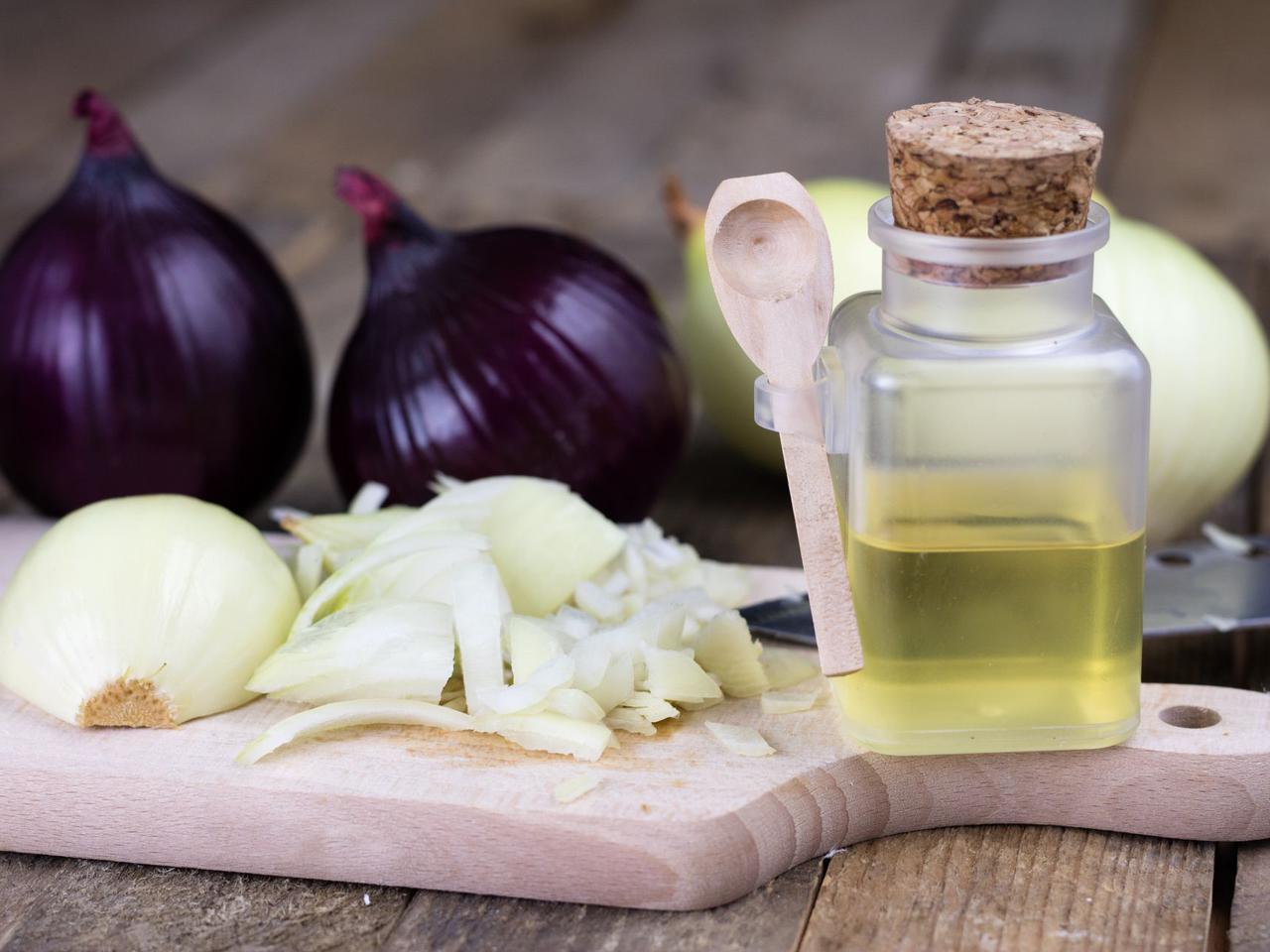 Syrop z cebuli - domowy środek na kaszel, przeziębienie i infekcje gardła