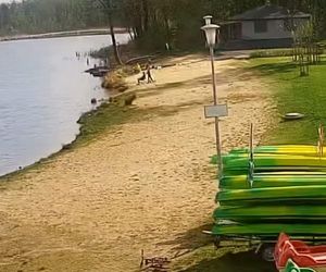 Uratował dwóch tonących chłopców. Służby udostępniły mrożące krew w żyłach nagranie