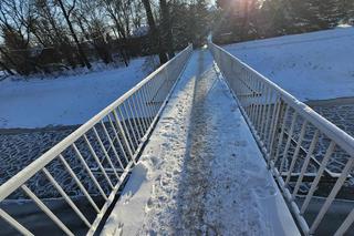  Niezwykłe zjawisko atmosferyczne na rzece w Przeworsku- Lodowe koronki