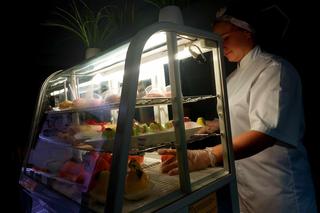 W Bydgoszczy powstała nowa cukiernia. Serwują w niej... pomidory, ale są też gruszki i japoński przysmak - mochi