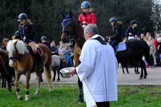 Przyjechali konno ze święconkami 