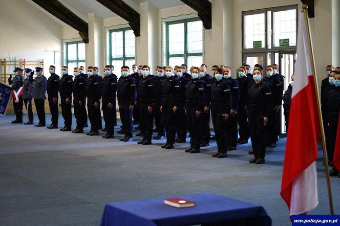 Nowi policjanci na Warmii i Mazurach. Będą służyć w całym regionie