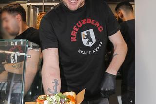 Filip Chajzer otworzył budke z kebabem