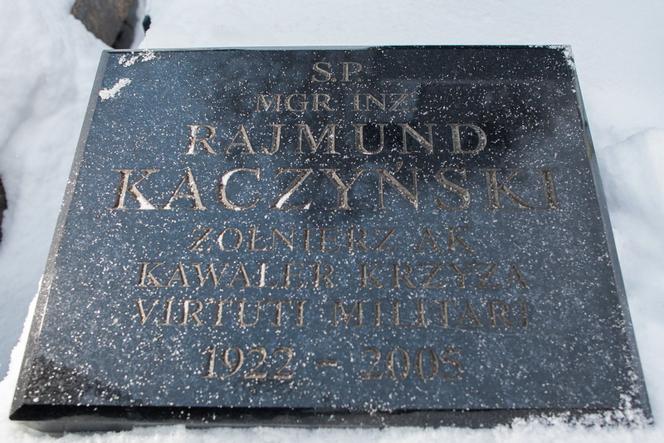 Tak wygląda grób Rajmunda Kaczyńskiego