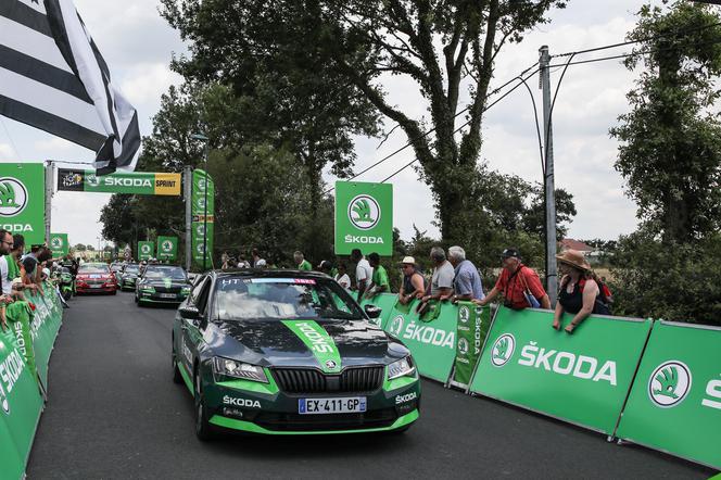 Skoda z rowerami ma więcej wspólnego, niż może się wydawać. Pojechałam z kolarzami w Tour de France - RELACJA