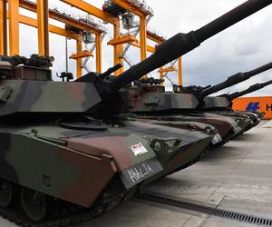 Abramsy są już w Polsce. Najlepsze czołgi świata wpłynęły do portu