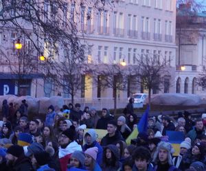 Manifestacja w trzecią rocznicę wybuchu wojny w Ukrainie