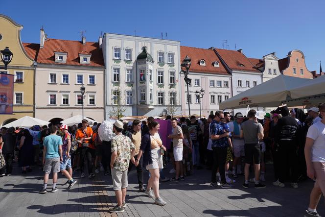 Igry 2024. Barwny korowód studentów przeszedł ulicami Gliwic