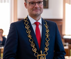 Zaprzysiężenie nowego prezydenta Zabrza. Kamil Żbikowski złożył ślubowanie i zwrócił się do mieszkańców