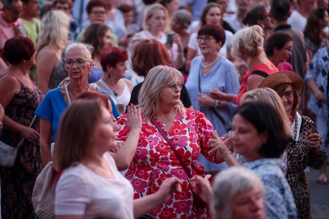 Potańcówka na Rynku w Katowicach 16 sierpnia 2025