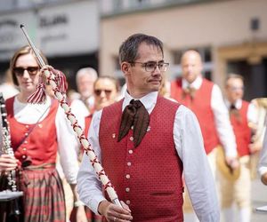 Dni Rybnika 2025. Kolorowa parada ulicami miasta, koncerty i seniorada