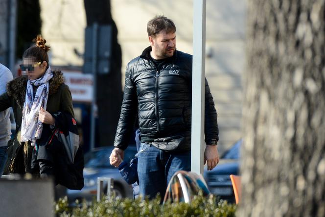 Karolak w limuzynie za 350 000 zł.