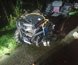 Quad rozbił się na drzewie. Trzy osoby w szpitalu, w tym dziecko