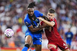 Skandal na meczu w Anglii. Rasistowski atak kibica Liverpoolu na napastnika Bournemouth, policja bada sprawę