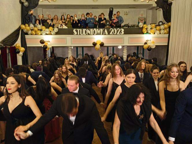 Studniówka 2023 w II LO w Poznaniu