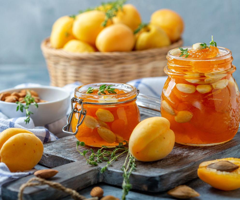 Morele z migdałami: przepis na wykwintną konfiturę z moreli