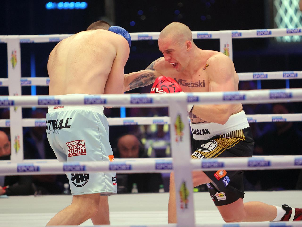 Ekspresowa robota Cieślaka. Walka o pas mistrza świata o krok! [GALERIA]