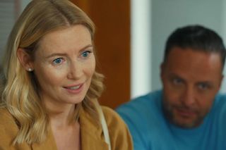 	Barwy szczęścia odc. 3037. Dominika (Karolina Chapko), Sebastian (Marek Krupski)