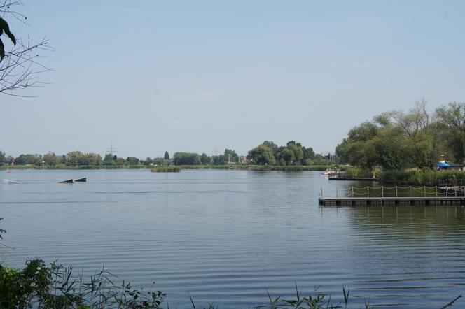 Koniec wakacji, ale nie sezonu kąpielowego. Weekend nad wodą w Przylasku Rusieckim