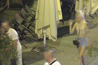 Tak się bawią nocą bydgoszczanie w centrum miasta. Czego się nie da wrzucić do Brdy, biorą do domu lub wręczają wybrance serca