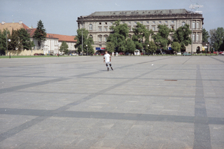 Tak wyglądała Warszawa lat 90.! Nie uwierzycie, ile się zmieniło [GALERIA]
