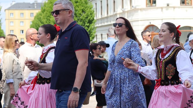 Rekordowy długi polonez w centrum Lublina