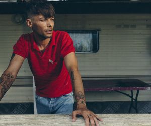 Louis Tomlinson serwuje orzeźwiającą „Lemonade” i zapowiada koncert w Polsce!