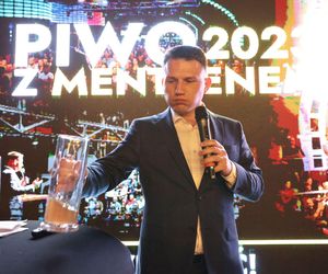 Mentzen znowu w formie. Gloryfikuje uzależniający, rakotwórczy napój