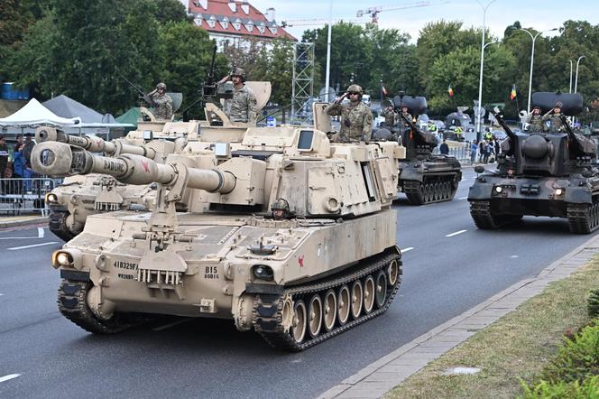 Zamknęli cztery mosty i kilkadziesiąt ulic. Próba generalna przed Świętem Wojska Polskiego