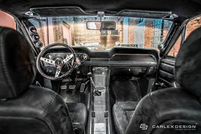Ford Mustang z wnętrzem od Carlex Design