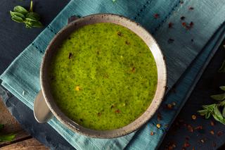 Salsa verde, czyli zielona salsa: jak ją zrobić, poznaj przepis