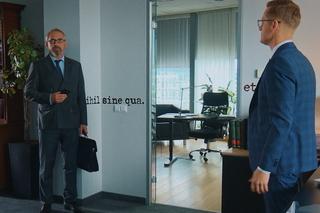 M jak miłość odc. 1710. Piotrek (Marcin Mroczek), Adam Werner (Jacek Kopczyński)