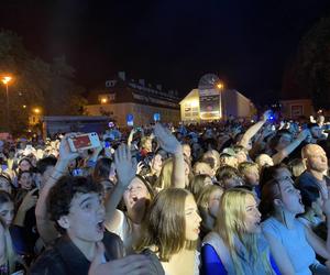  Winobranie 2023. Koncert Smolastego rozgrzał publiczność w Zielonej Górze! Tak się bawiliście [galeria]