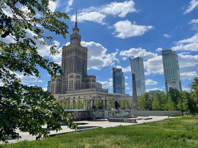 Konkurs na narożnik parku Świętokrzyskiego w Warszawie