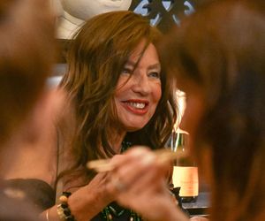 Agnieszka Perepeczko je, pije i tańcuje w środku nocy