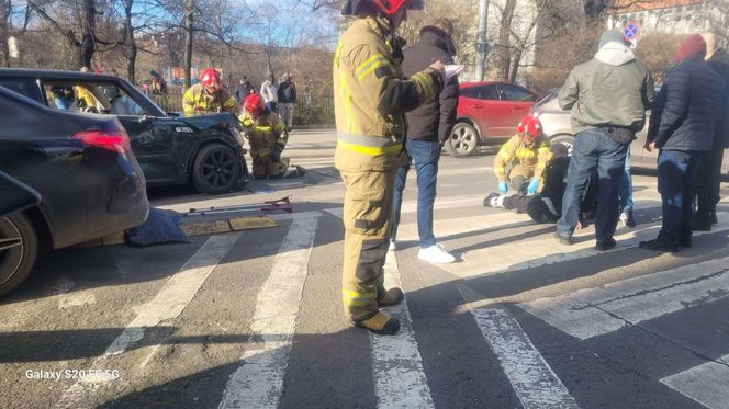 Pościg na ulicach Wrocławia. Ukradł auto z warsztatu i uciekał przed policją 