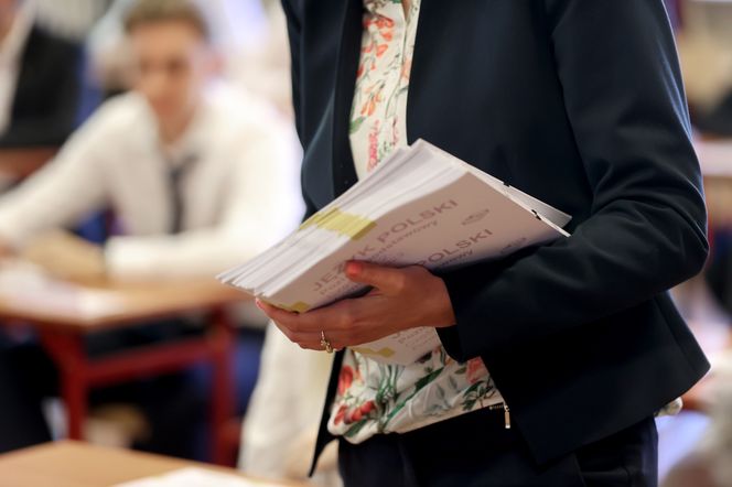 Matura 2025. Ile trzeba mieć punktów, żeby zdać maturę z najważniejszych przedmiotów?