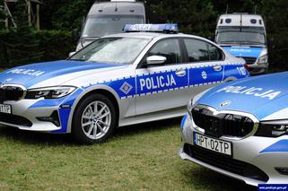 Oznakowane BMW już na służbie! Podlaska policja odebrała trzy radiowozy BMW serii 3 (G20) - ZDJĘCIA