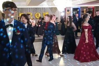 Studniówka I LO w Rybniku. Maturzyści tańczyli do białego rana