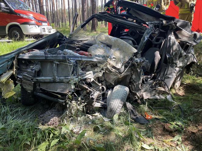 Policjanci z Tucholi w żałobie. Tak żegnają tragicznie zmarłego kolegę. "Będzie nam Ciebie brakowało!" 