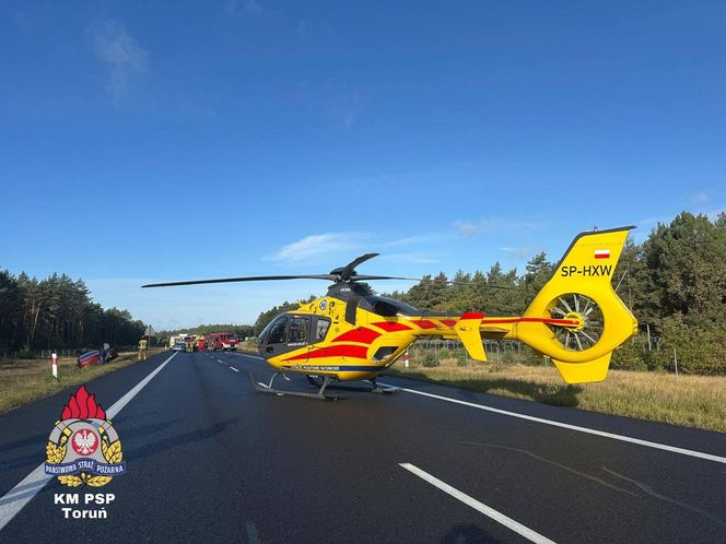 Tragiczny wypadek pod Toruniem. Nie żyje młoda kobieta, sześć osób w szpitalu. Co się stało na S10?