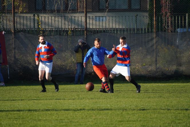 Retro mecz pod Wawelem. Wisła Kraków po 100 latach pokonała Pogoń Lwów