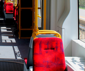 Najarał się i usnął w tramwaju?! 18-latek postawił służby na nogi. Takiej pobudki się nie spodziewał