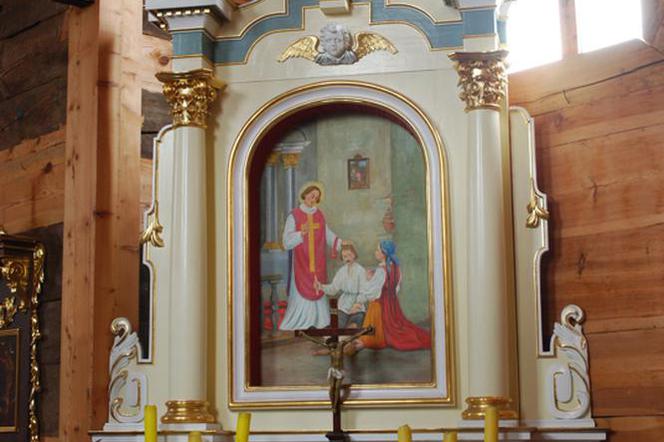 Lubelski skansen - Ołtarz św. Walentego w zabytkowym kościele z Matczyna 
